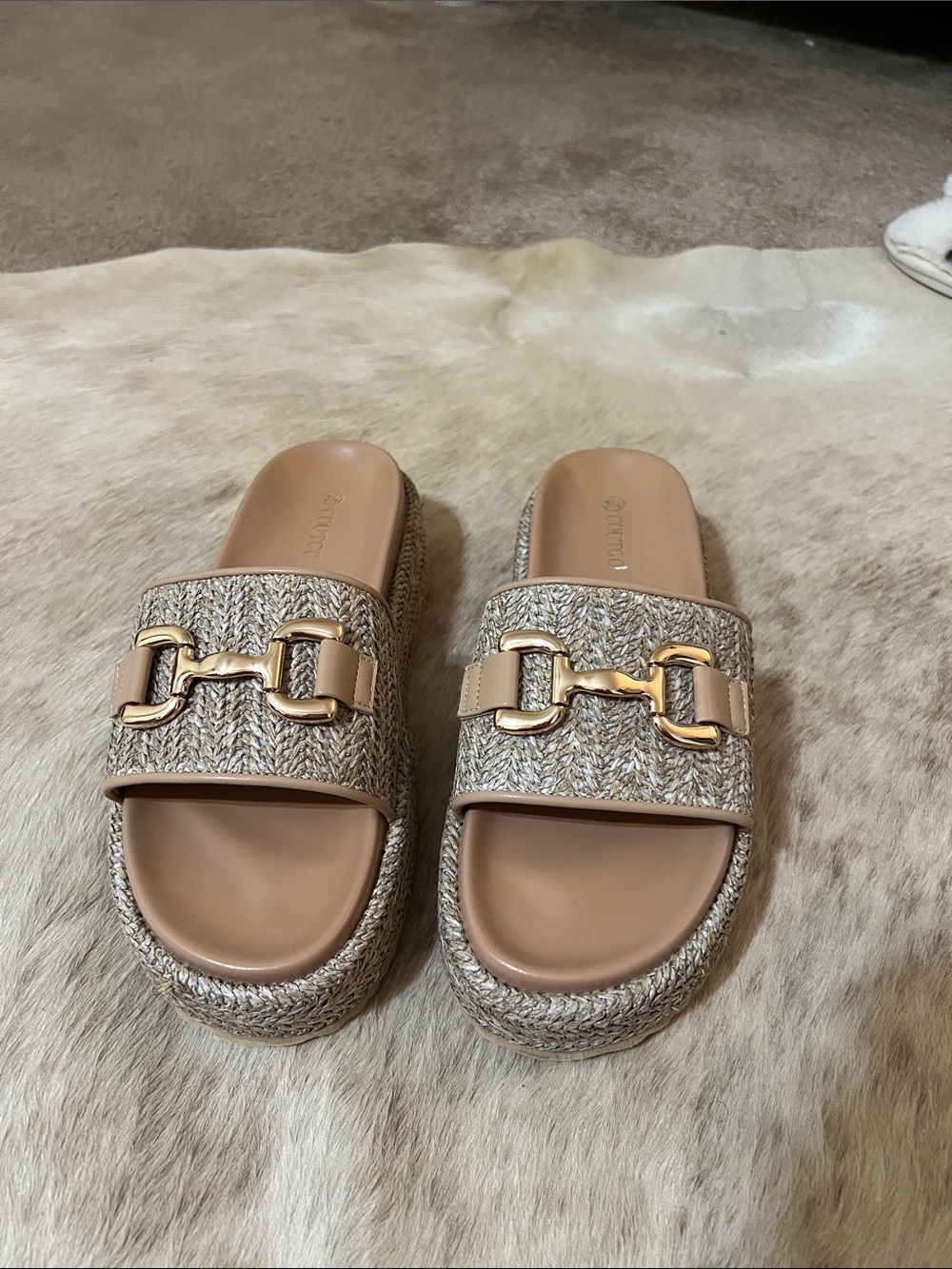 Woven Neutral Slide Sandals with Gold Chain Accent